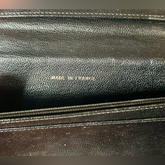 🎀Chanel wallet🎀 HOLOGRAM intact comes w/ card - Picture 8 of 16